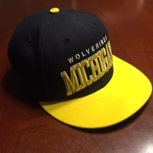 Michigan Wolverines Hat - Picture 3 of 5
